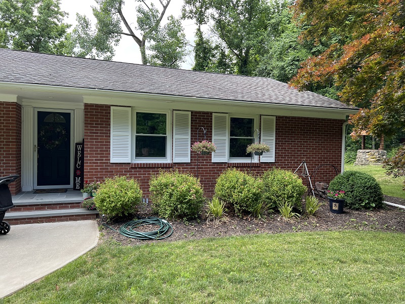 Vinyl window replacement in Mahopac 